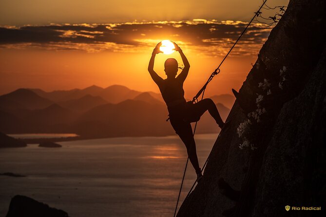 Trail and Rappel on Morro Dois Irmãos - Reaching the summit and preparing to rappel