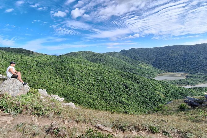 Trail to Lagoinha do Leste and Morro da Coroa - What the guides add to the walk