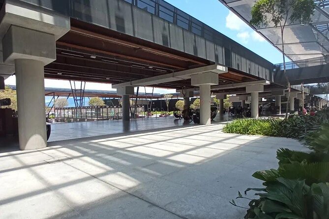 Transfer Florianópolis Airport from Balneário Camboriú and region by Centrotur - The People Behind the Pickup