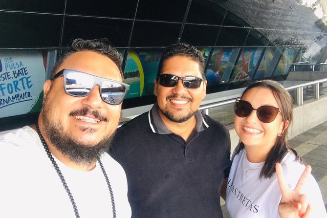 Transfer Recife Airport to Praia dos Carneiros PE - André’s service style: punctual, friendly, and useful