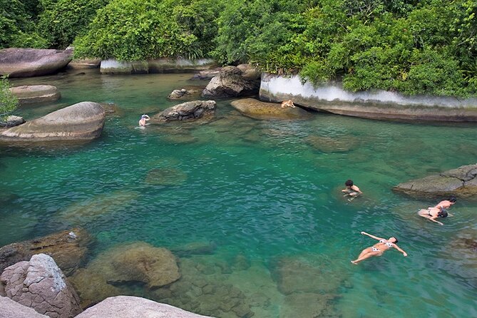 Trip to the beaches of Trinidad - Nature & Sea BY PARATY TOURS - Caixa d’Aço natural pool: the tour’s main reward