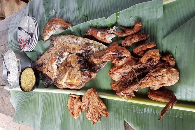 Tucandeira Ants Indigenous Ritual - The Ariaú river transfer in a small boat