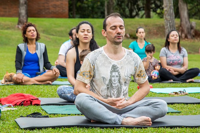 Yoga & Mindfulness - Choosing between the Falls, hotel, and event setting